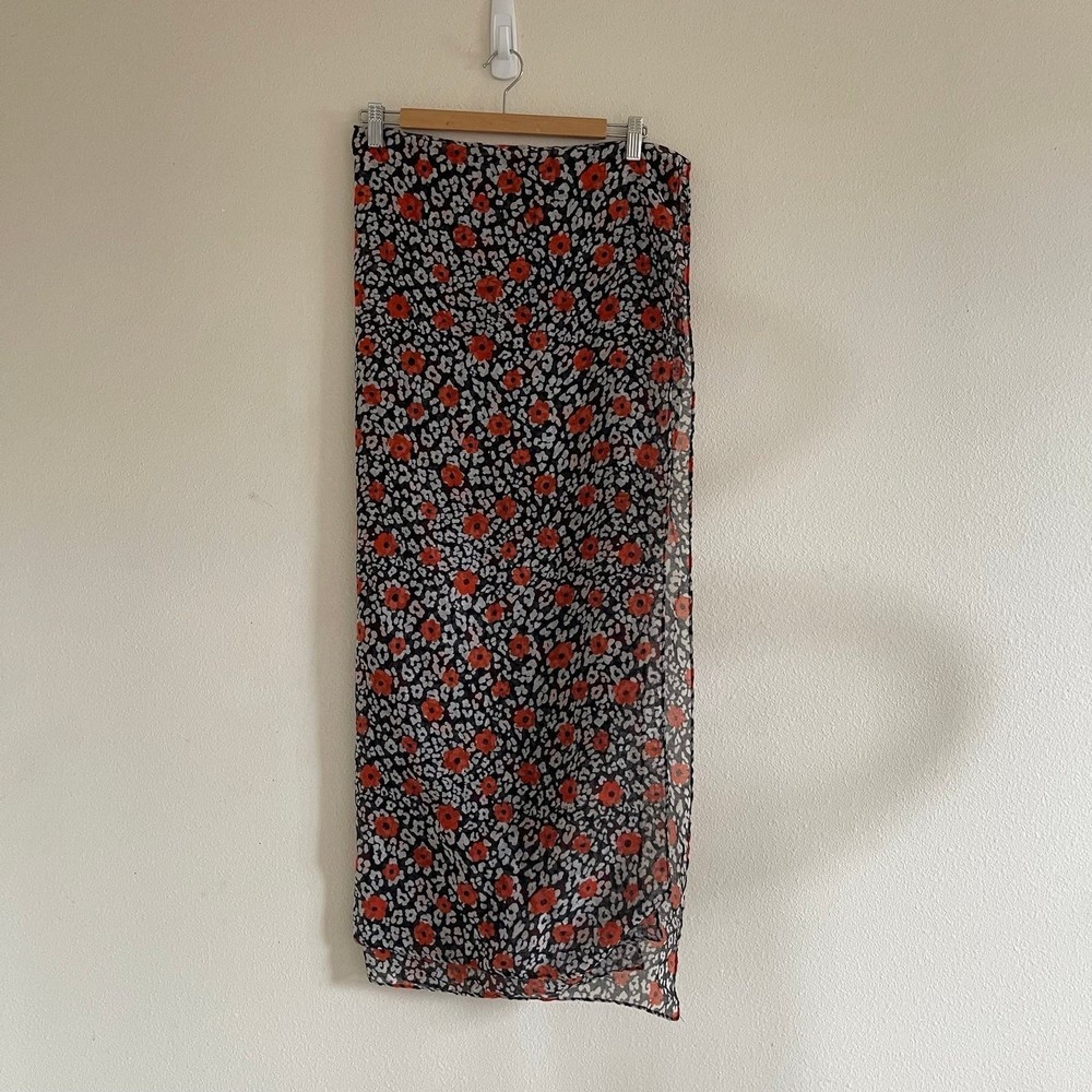 BEAUTIFUL light weight scarf shawl animal print with flowers